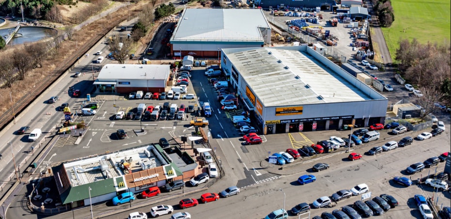 Portfolio of 3 properties for sale on LoopNet.com - Building Photo - Image 3 of 6