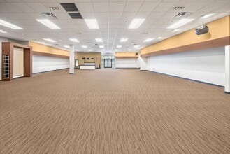 61101-61125 Airport Rd, Slidell, LA for lease Interior Photo- Image 2 of 16