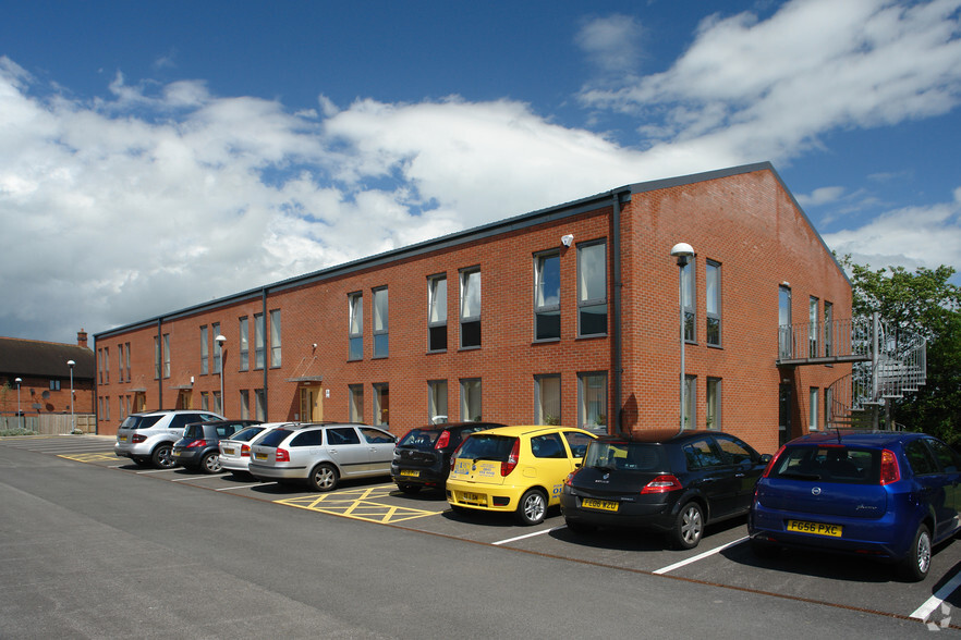 Pochin Way, Middlewich for lease - Primary Photo - Image 1 of 3