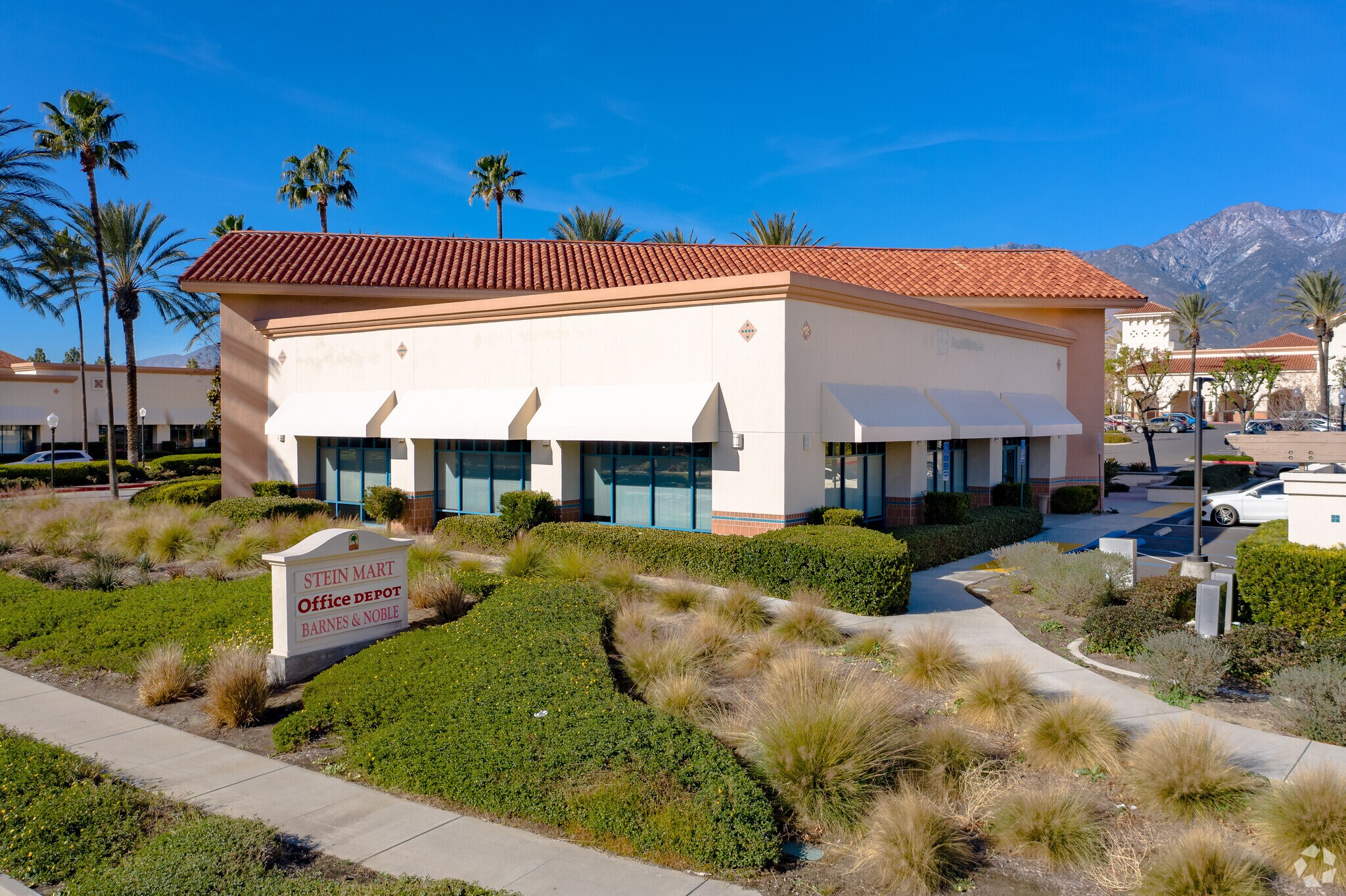 1093211098 Foothill Blvd, Rancho Cucamonga, CA 91730 Town Center