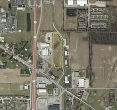 Symmes Center Dr, Winchester, IN - aerial  map view