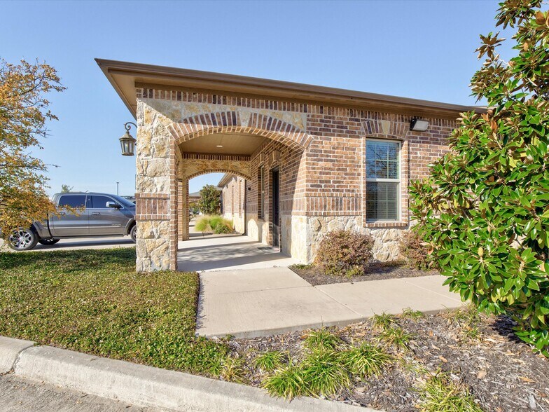 101 Bourland Rd, Keller, TX 76248 Building 100