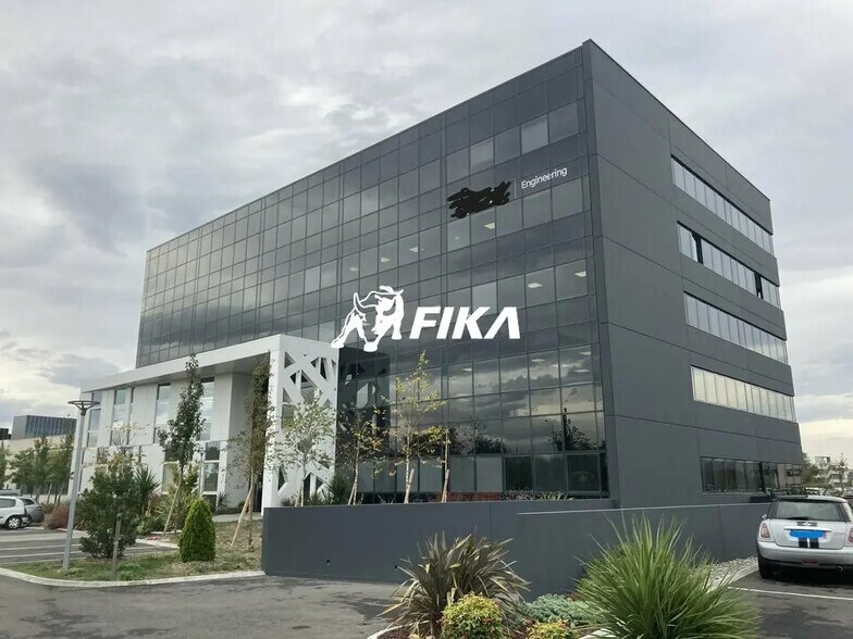 Office in Toulouse for lease - Building Photo - Image 1 of 6