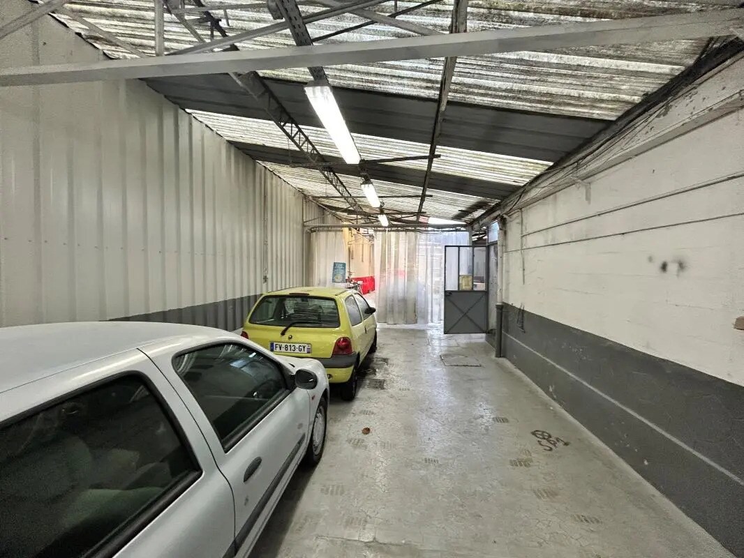 Flex in Livry-Gargan for sale Building Photo- Image 1 of 11