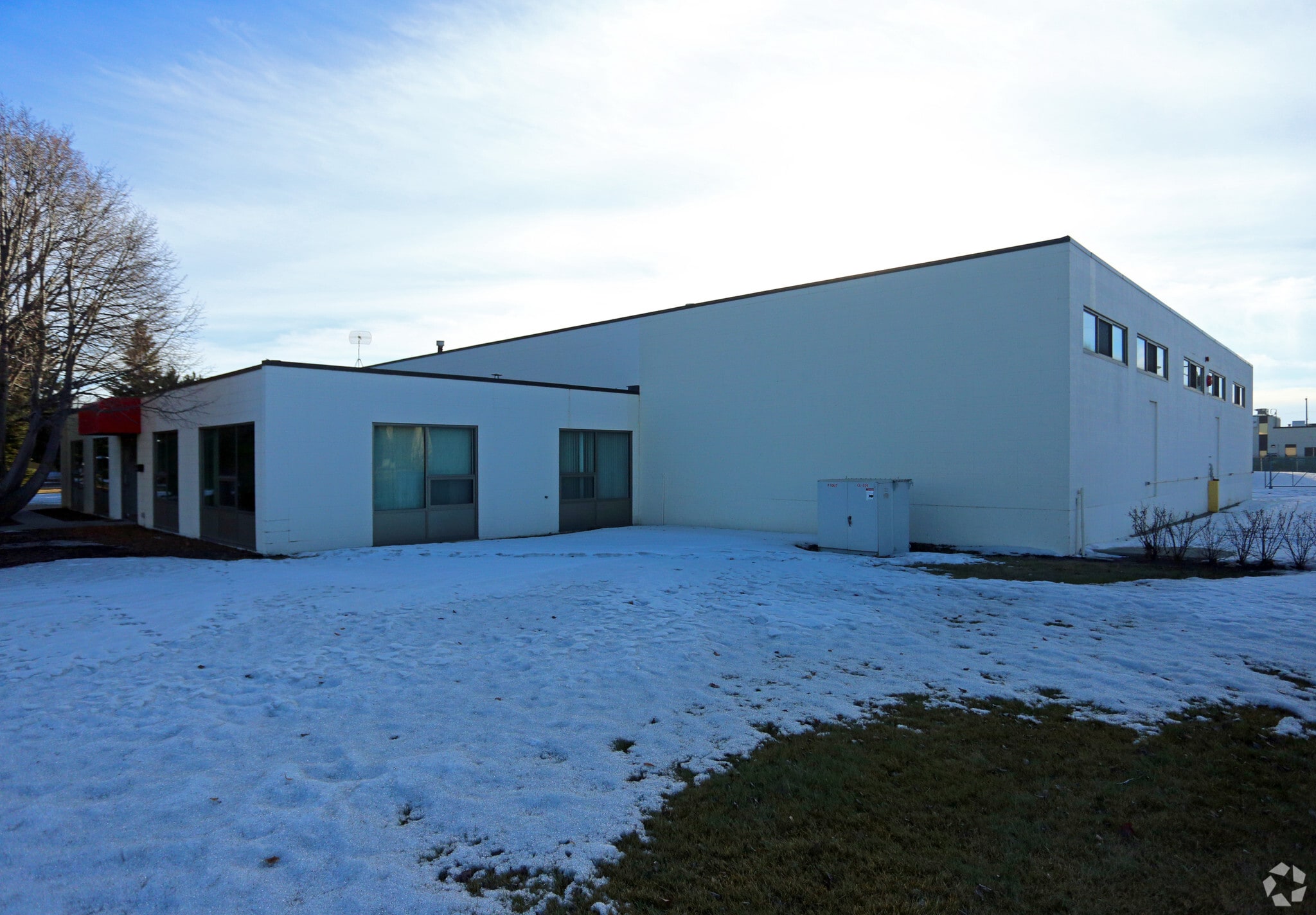 13040 148th St, Edmonton, AB for sale Primary Photo- Image 1 of 1