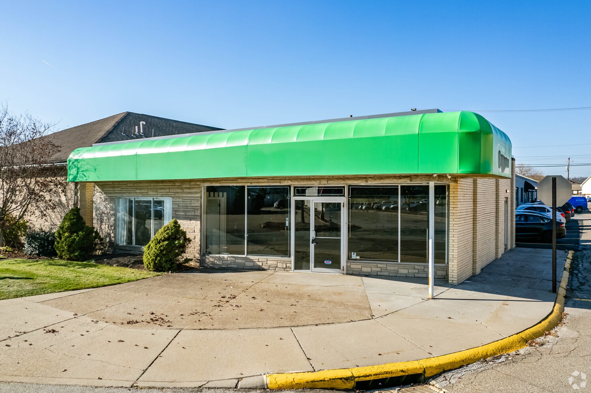 1600 Pacific Ave, Natrona Heights, PA 15065 Natrona Heights Professional Suites