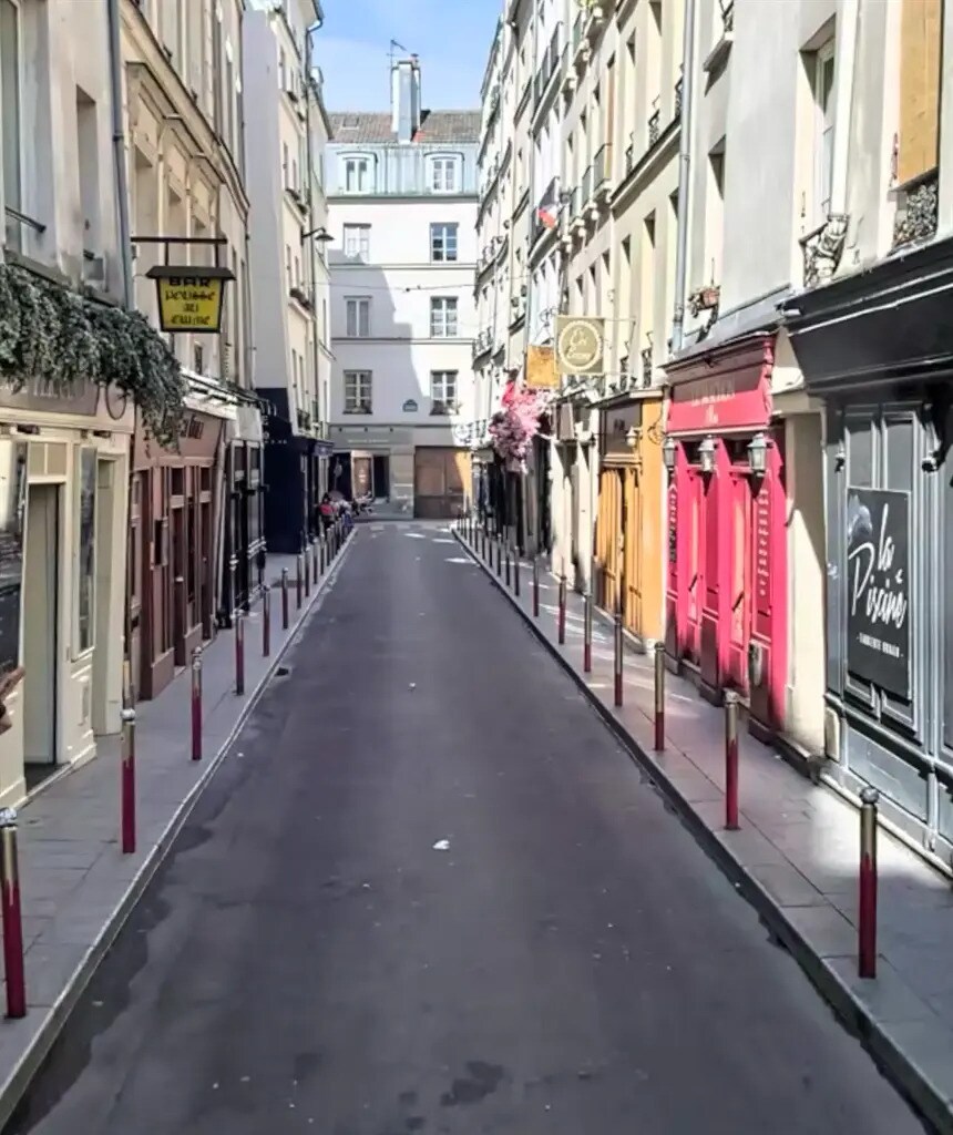 Retail in Paris for lease Building Photo- Image 1 of 2