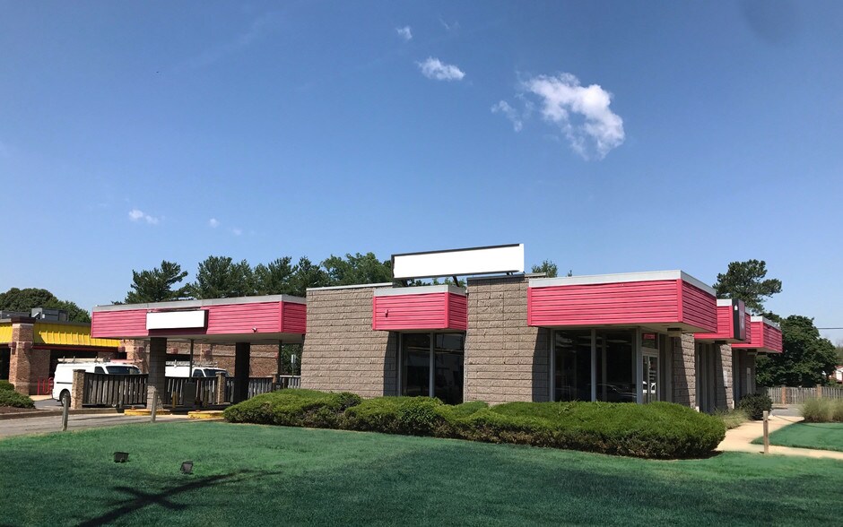 6331 Allentown Rd, Temple Hills, MD 20748