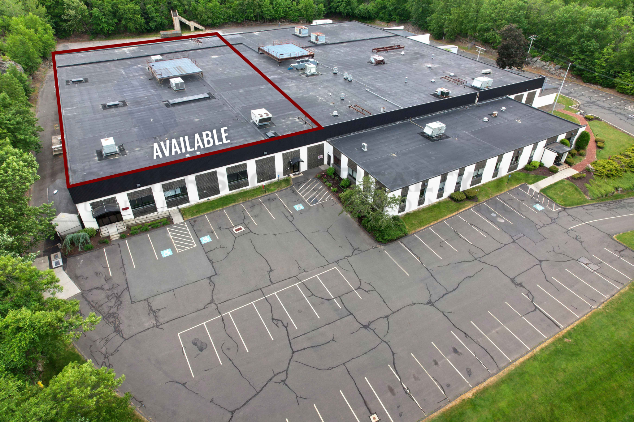 562 Captain Neville Dr, Waterbury, CT for lease Building Photo- Image 1 of 9