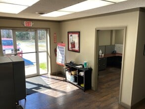 196 Michelin Ct, Piedmont, SC for lease Interior Photo- Image 2 of 3