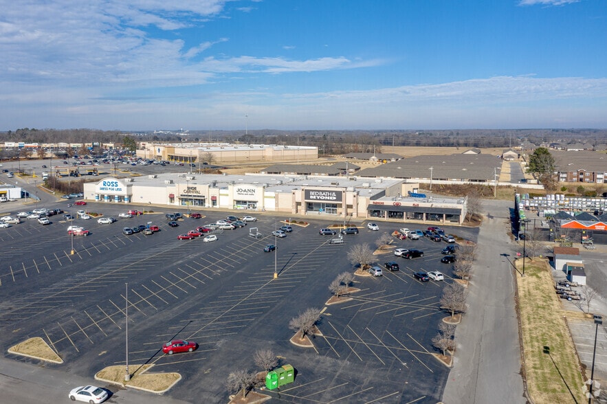 308-356 Cox Creek Pky, Florence, AL for lease - Aerial - Image 3 of 23