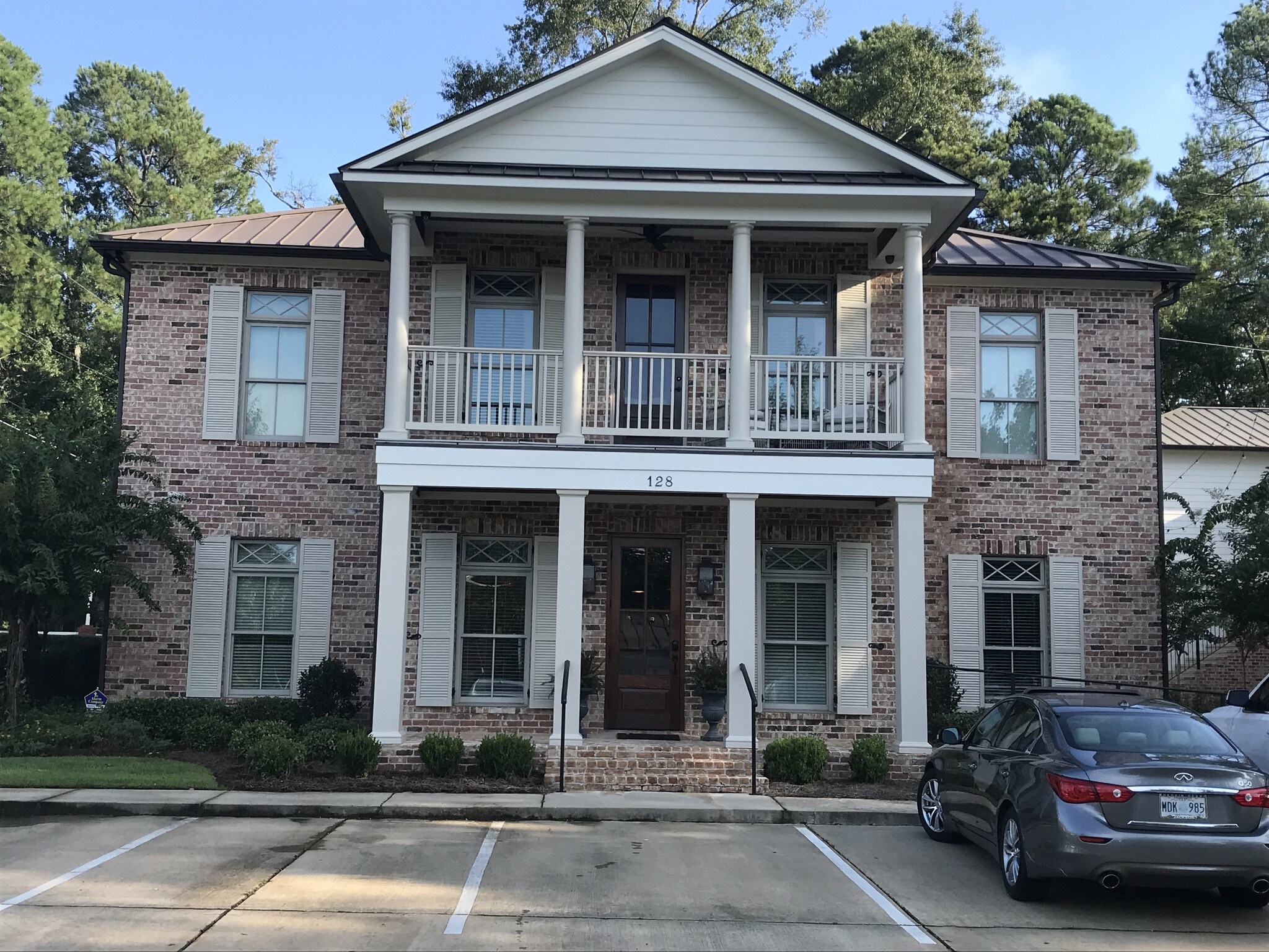 128 S Maple St, Ridgeland, MS 39157 Office for Lease