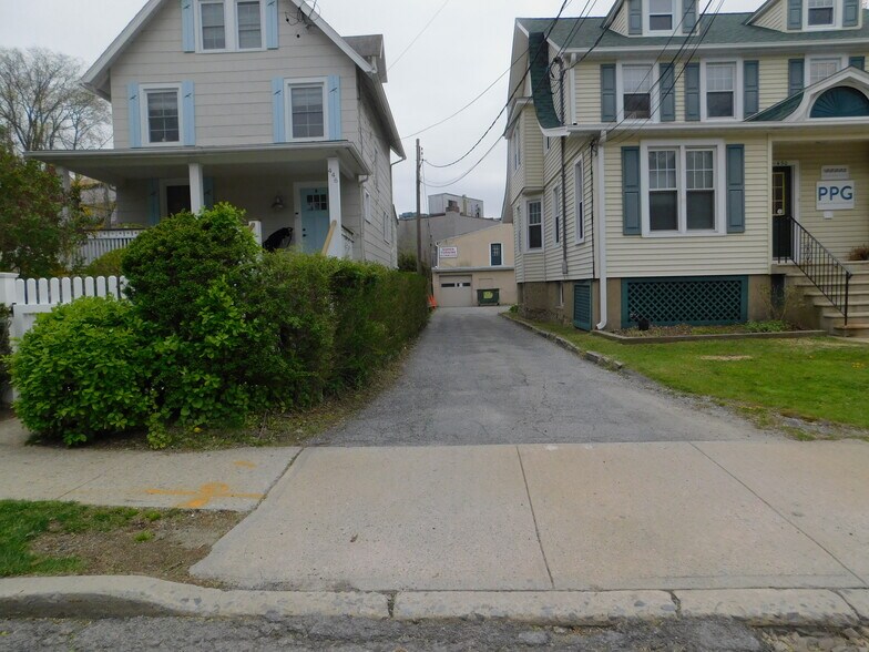 448 Manville Rd, Pleasantville, NY for sale - Building Photo - Image 1 of 1