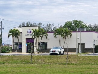 More details for 11290 Summerlin Square Dr, Fort Myers, FL - Retail for Sale