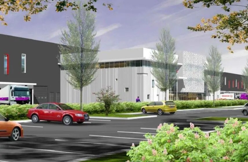 Industrial in Mer for lease - Building Photo - Image 2 of 8
