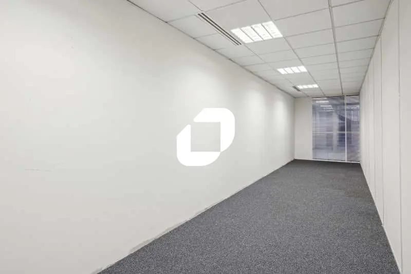 Office in Orsay for lease - Interior Photo - Image 2 of 11