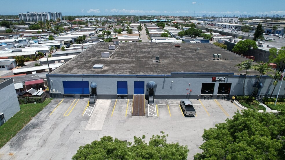 8007-8115 NW 74th Ave, Miami, FL for lease - Building Photo - Image 2 of 61