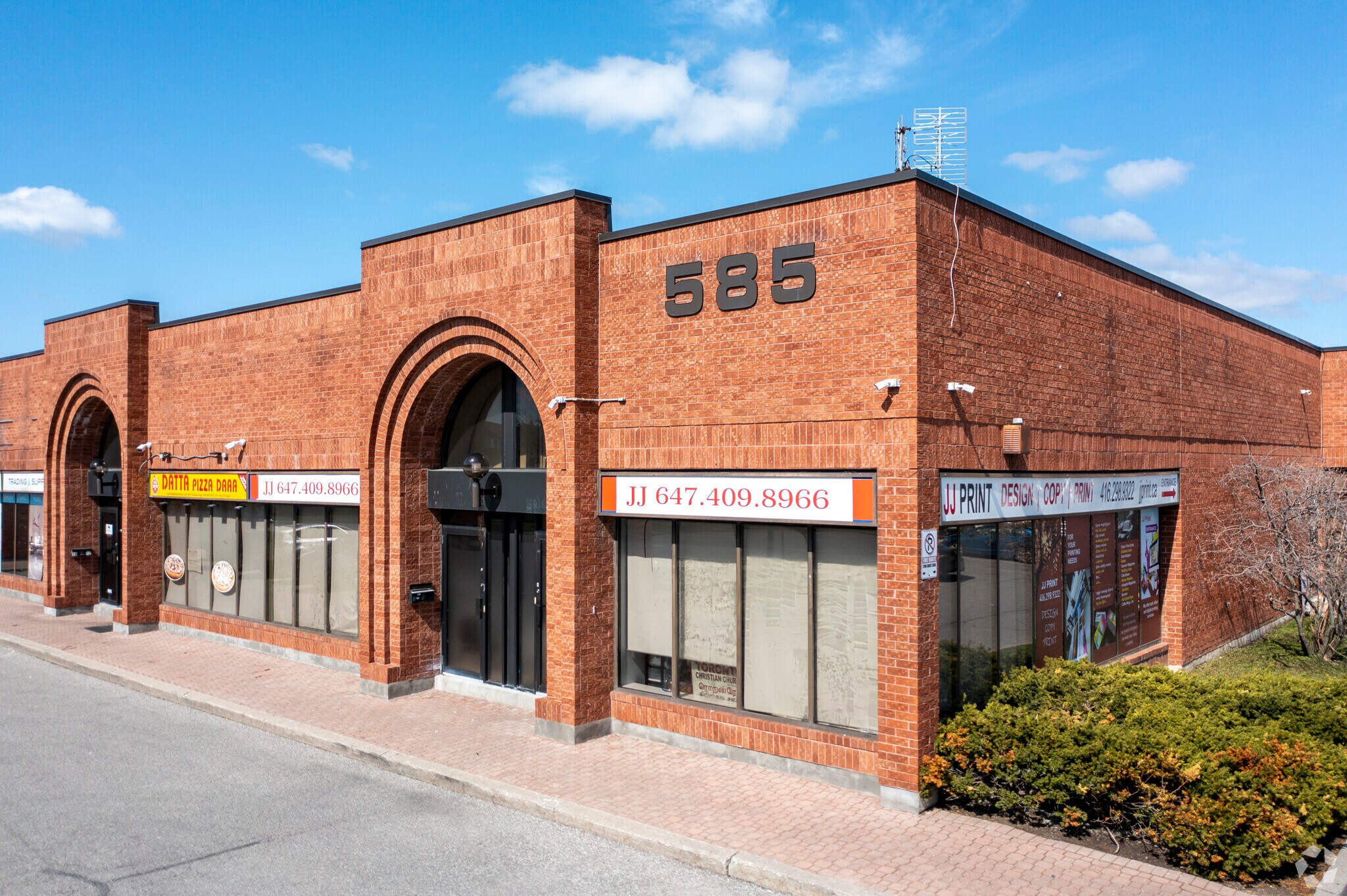 585 Middlefield Rd, Toronto, ON for sale Primary Photo- Image 1 of 1