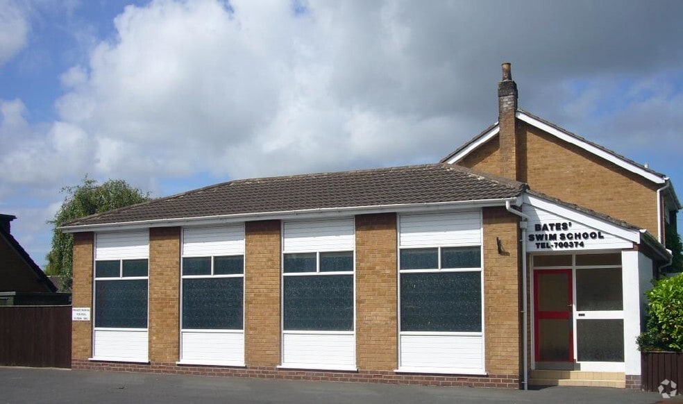 Coniston Ave, Poulton Le Fylde for sale - Primary Photo - Image 1 of 1