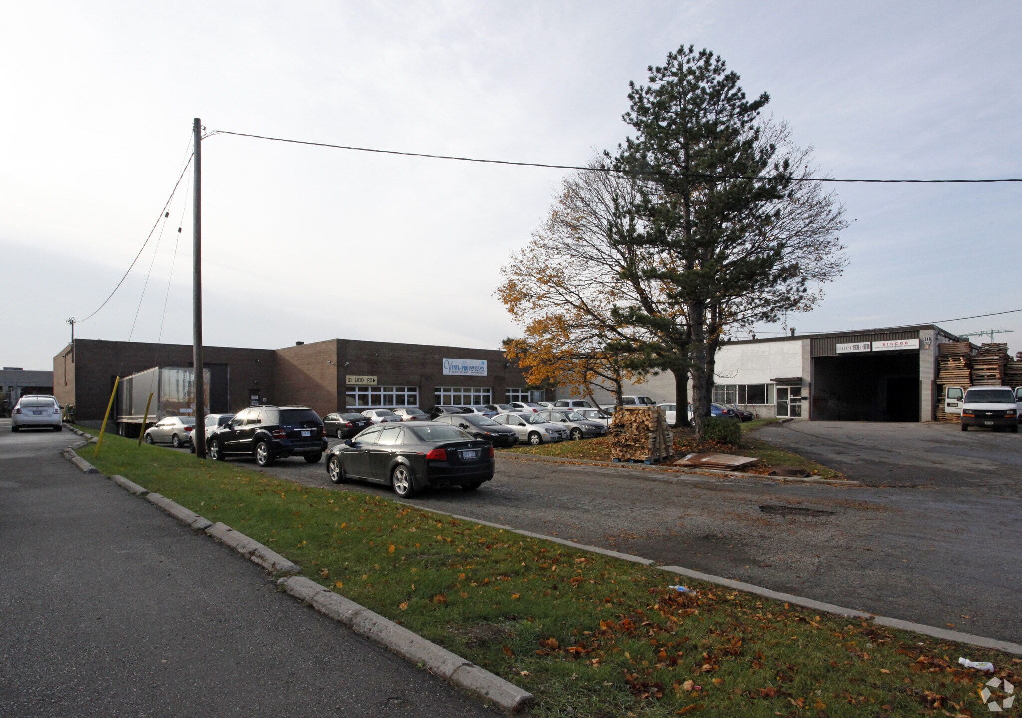 31 Lido Rd, Toronto, ON for sale Primary Photo- Image 1 of 1