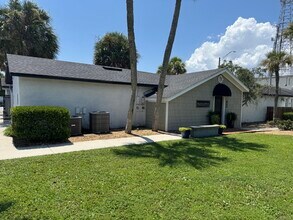 1817-1835 N 3rd St, Jacksonville Beach, FL for lease Interior Photo- Image 1 of 8
