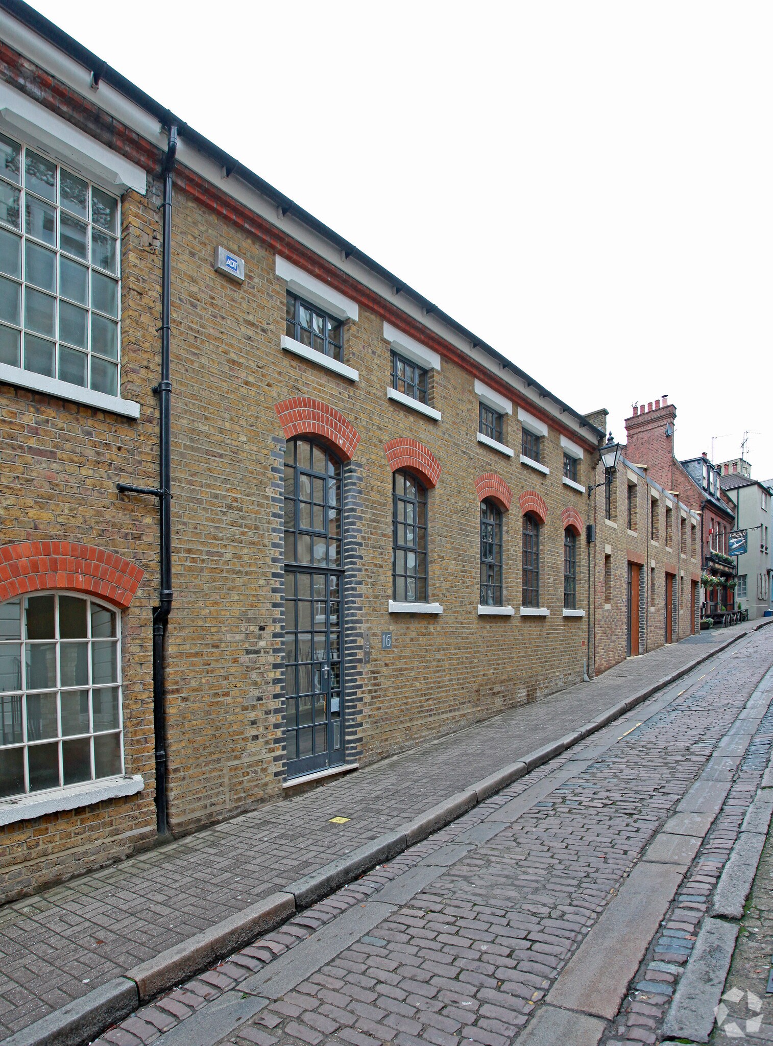 16 Water Ln, Richmond for sale Primary Photo- Image 1 of 1