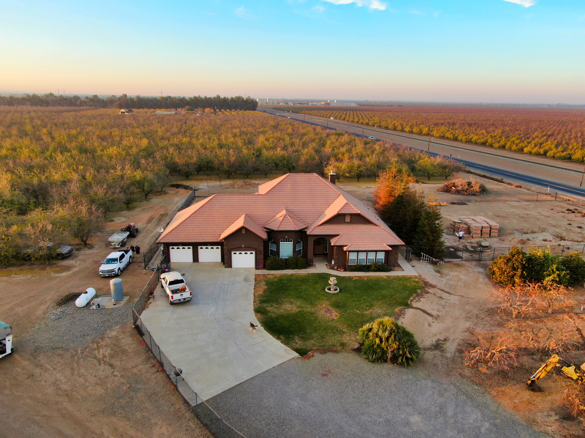 10525 State Highway 33, Patterson, CA for sale Primary Photo- Image 1 of 22