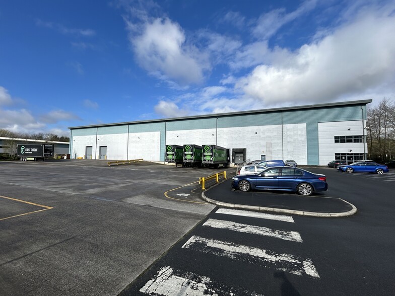 Barton Dock Rd, Manchester for lease - Building Photo - Image 2 of 7