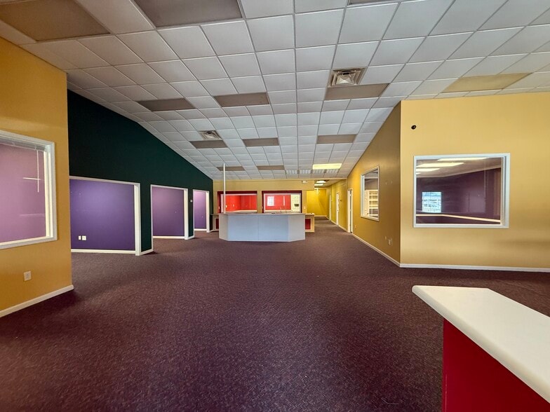 3773 Northside Dr, Macon-Bibb, GA for lease - Building Photo - Image 3 of 16