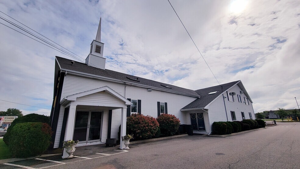 14 Parkway S, Brewer, ME 04412 First Pentecostal Church