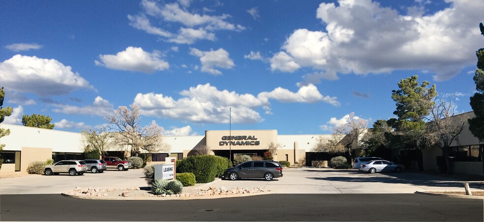 1001 Executive Dr, Sierra Vista, AZ for lease - Building Photo - Image 1 of 4