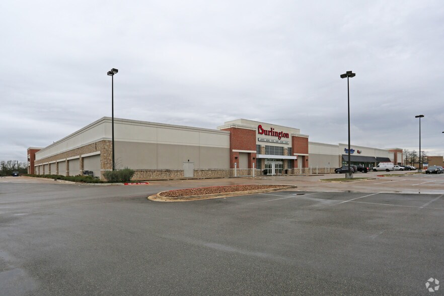 6515 Garth Rd, Baytown, TX for sale - Primary Photo - Image 1 of 1