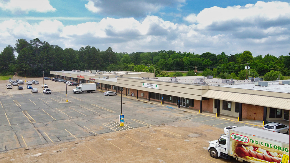 900 N 5th St, Leesville, LA for sale - Building Photo - Image 1 of 1