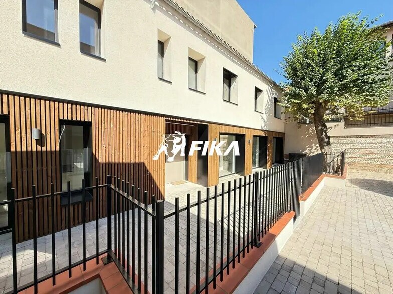 Office in Toulouse for lease - Building Photo - Image 2 of 8