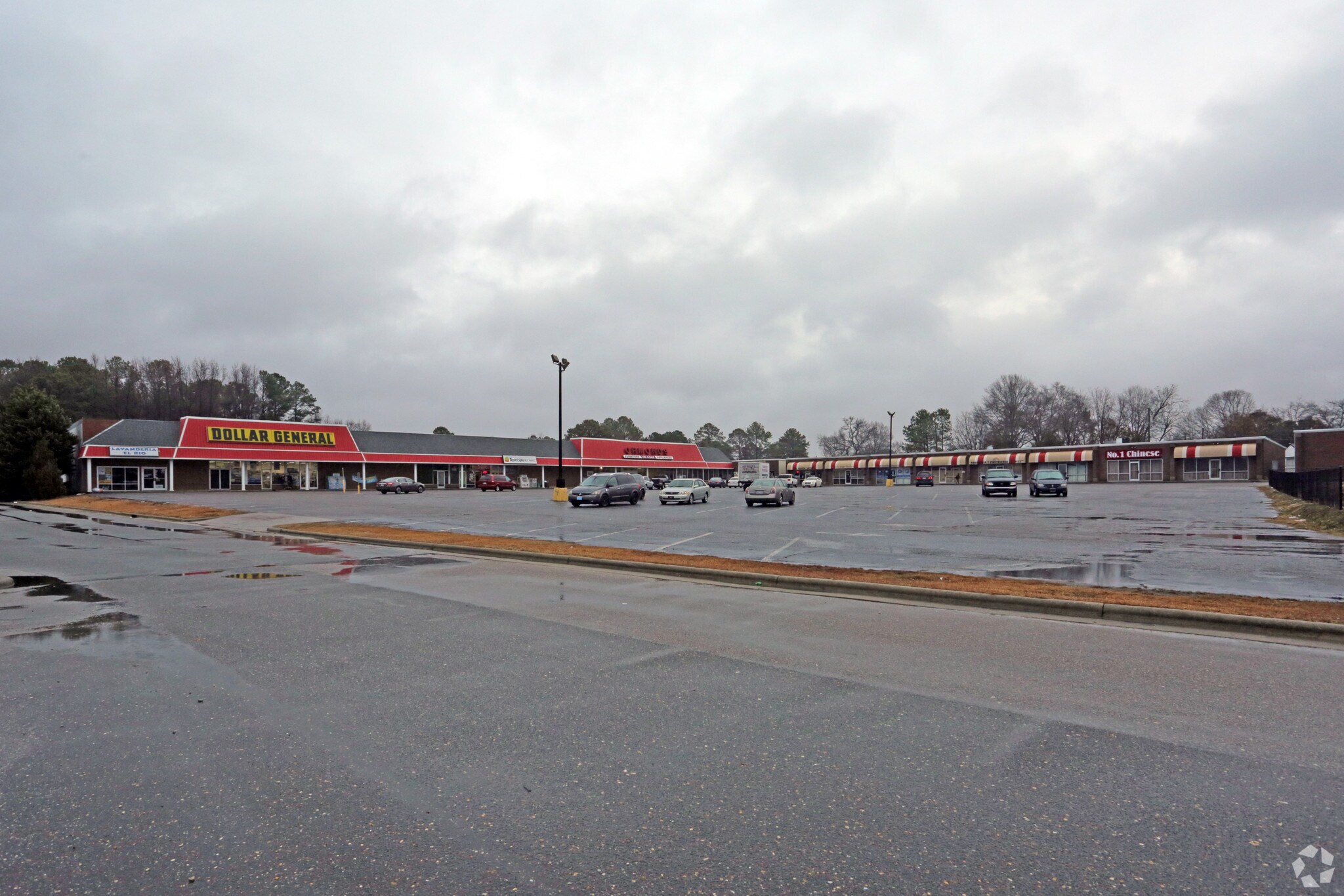1102-1132 S Pollock St, Selma, NC for sale Primary Photo- Image 1 of 1