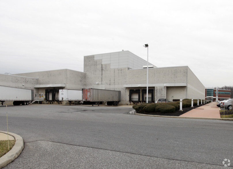 950 W Basin Rd, New Castle, DE for lease - Building Photo - Image 3 of 4