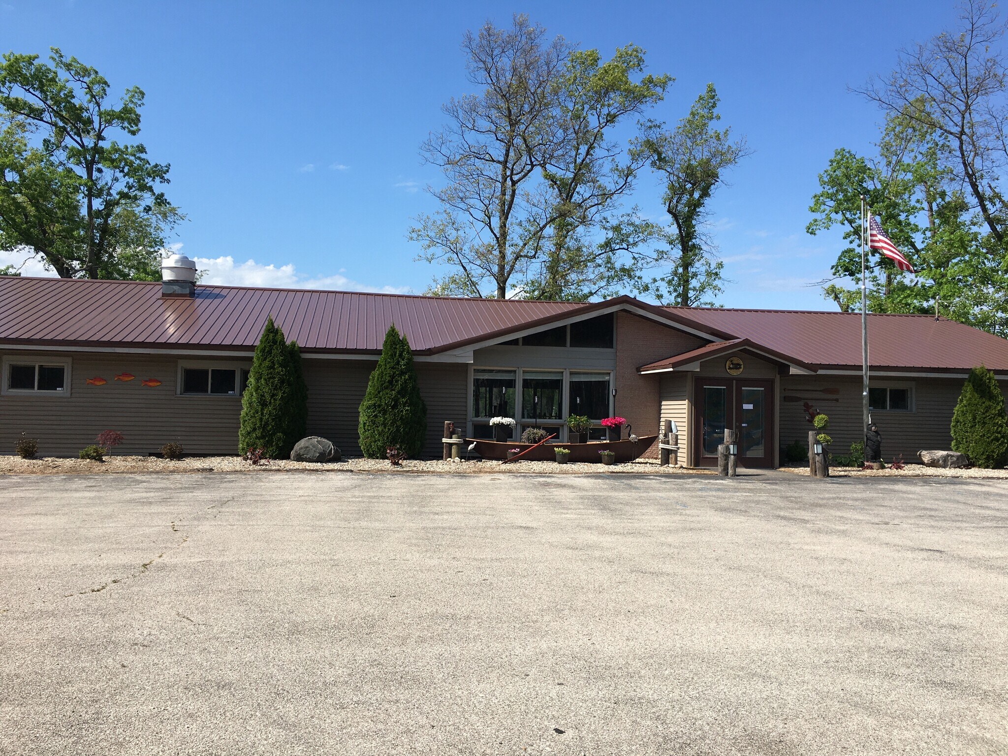 7786 US 10, Walhalla, MI 49458 Emerson Lake