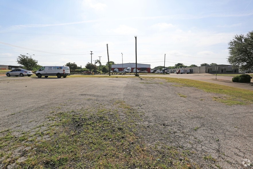 237 S Belt Line Rd, Irving, TX for lease - Other - Image 3 of 4