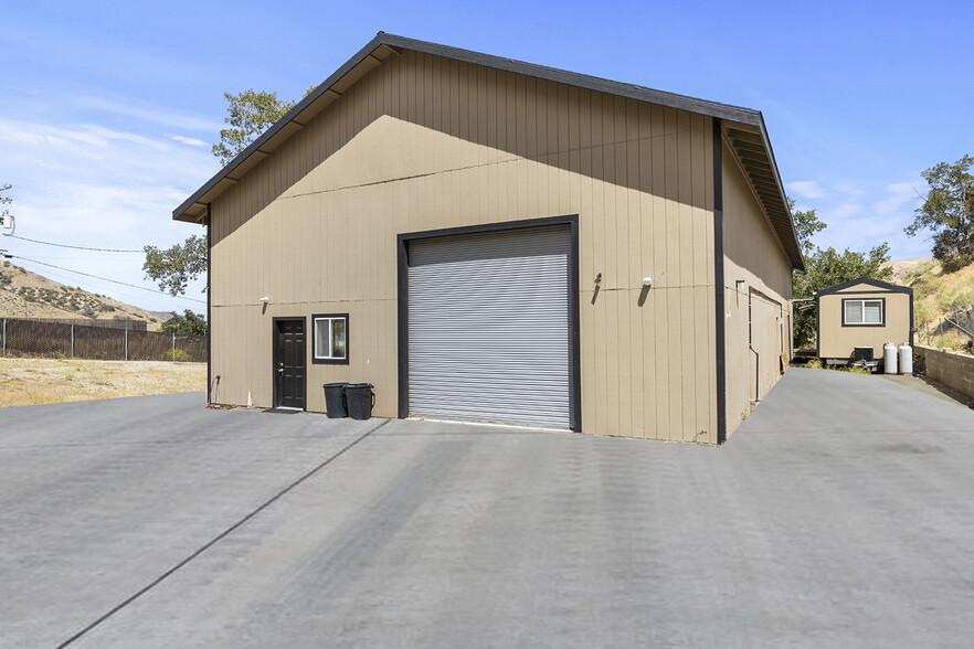 180 Landfill rd, Lebec, CA for sale - Building Photo - Image 1 of 1