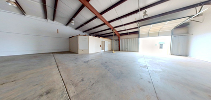 2380 Worth Ln, Springdale, AR for lease Interior Photo- Image 1 of 5