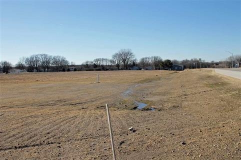 3100 E Bremer Ave, Waverly, IA for sale Primary Photo- Image 1 of 2