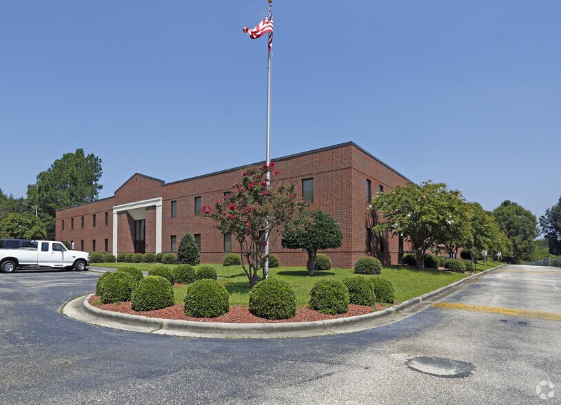 402 W Martin St, Benson, NC for sale - Primary Photo - Image 1 of 1