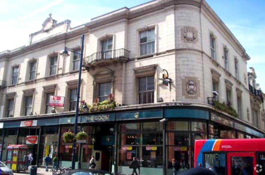 442-444 Brixton Rd, London for lease - Building Photo - Image 3 of 10