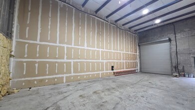 1440 N Nova Rd, Daytona Beach, FL for lease Interior Photo- Image 1 of 5