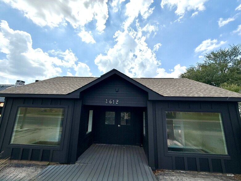 4612 Burnet Rd, Austin, TX for sale - Primary Photo - Image 1 of 1