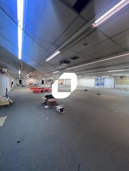 Flex in Couilly-Pont-aux-Dames for lease - Building Photo - Image 2 of 6