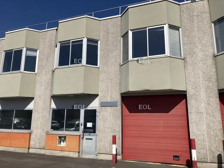 Flex in Villejuif for lease - Building Photo - Image 1 of 8