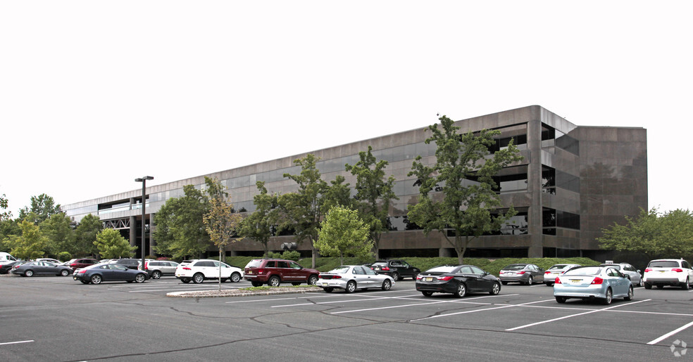 301 Carnegie Ctr, Princeton, NJ for lease - Building Photo - Image 1 of 5