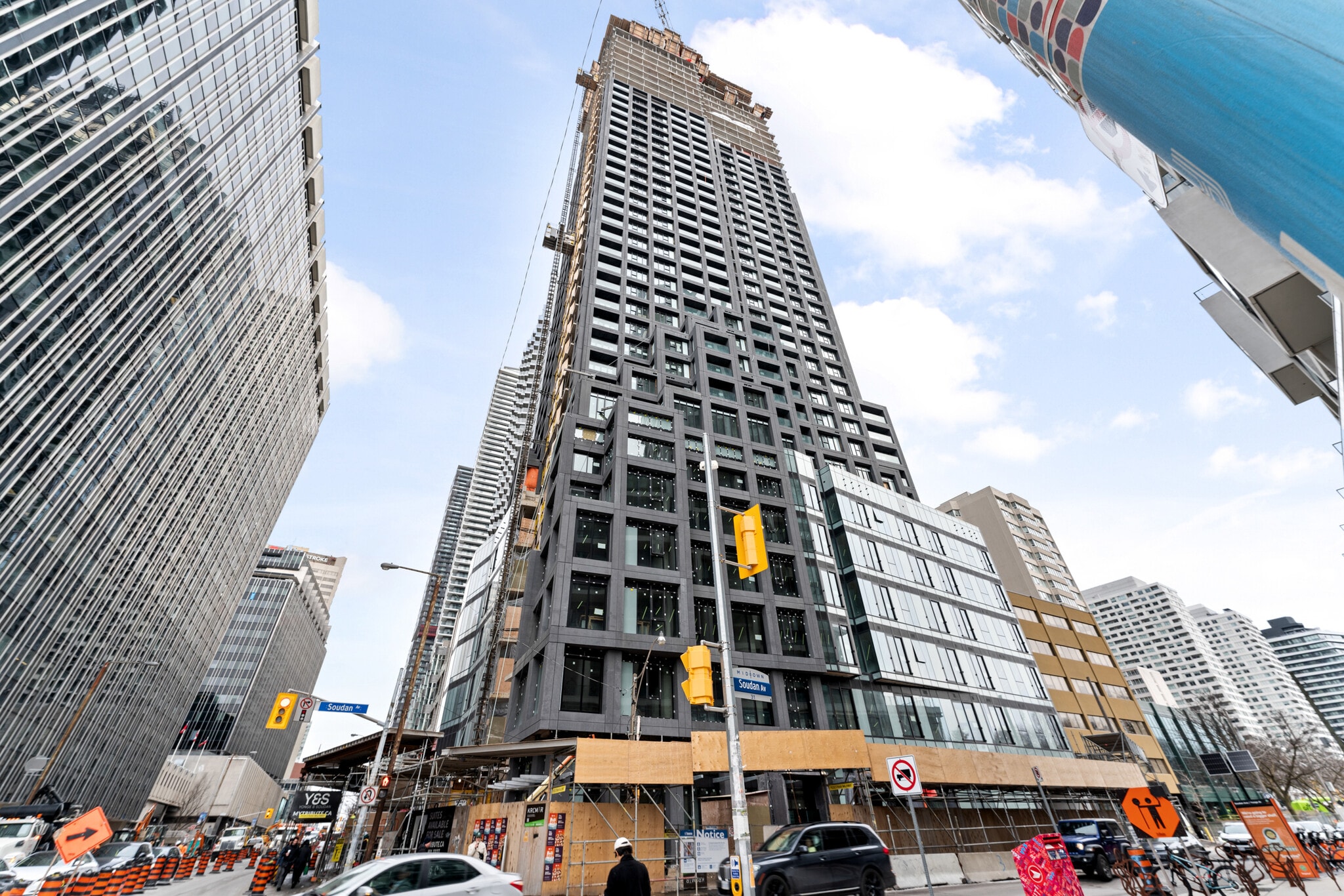 2161 Yonge St, Toronto, ON for sale Building Photo- Image 1 of 8