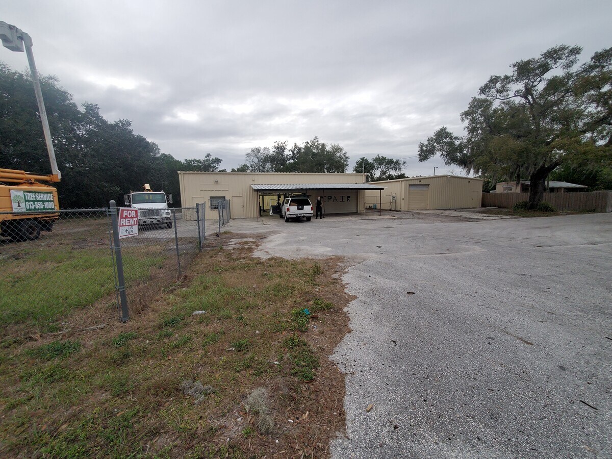 17908 N US Highway 41, Lutz, FL 33549
